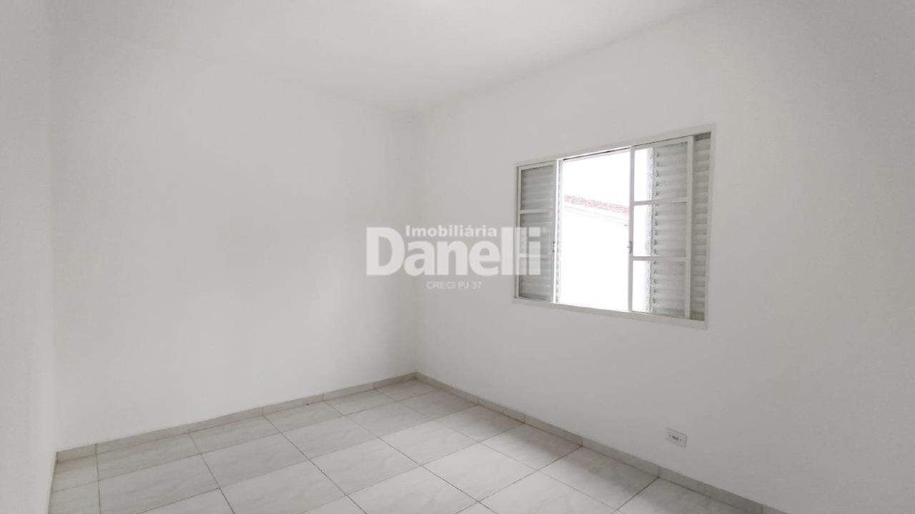 Casa para aluguel no Loteamento Jardim Bom Jesus: 