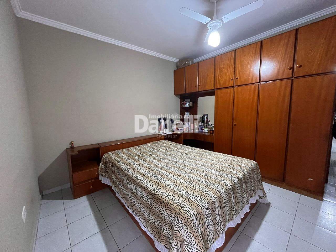 Casa à venda no Parque Senhor do Bonfim: 