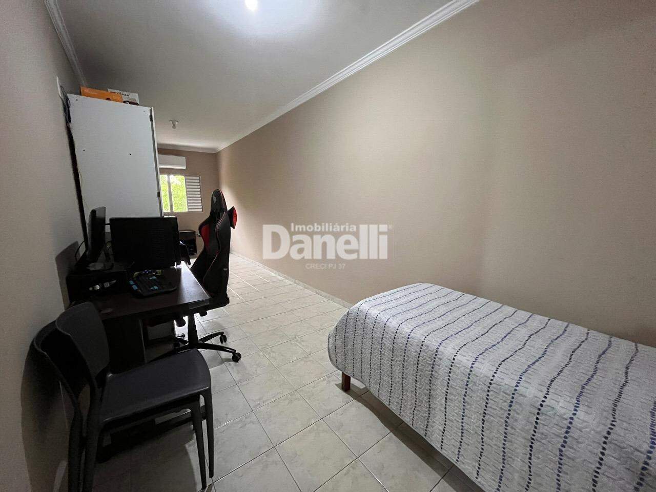 Casa à venda no Parque Senhor do Bonfim: 