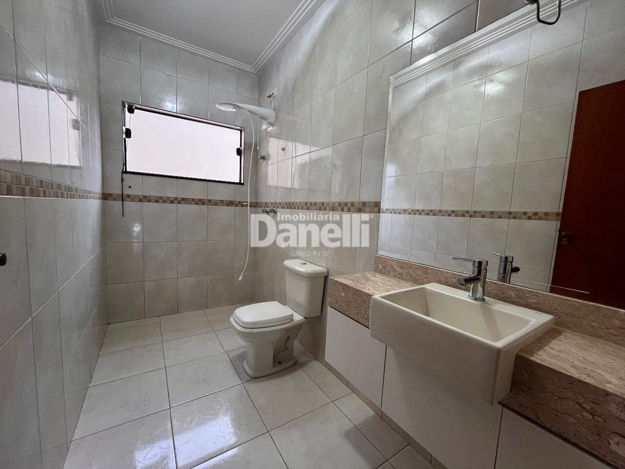 Sobrado à venda no Loteamento Residencial Campos do Conde II: 