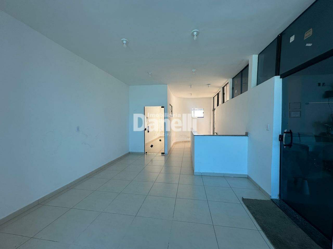 Ponto Comercial à venda no Jardim Garcez: 