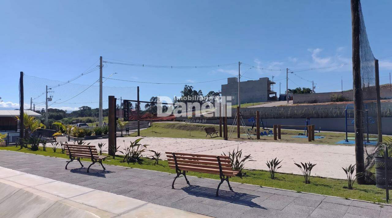 Lote em Condomínio à venda no Piracangaguá: 