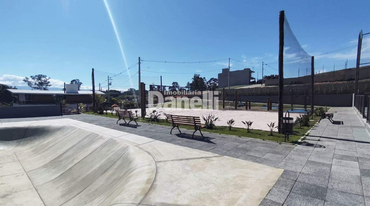 Lote em Condomínio à venda no Piracangaguá: 