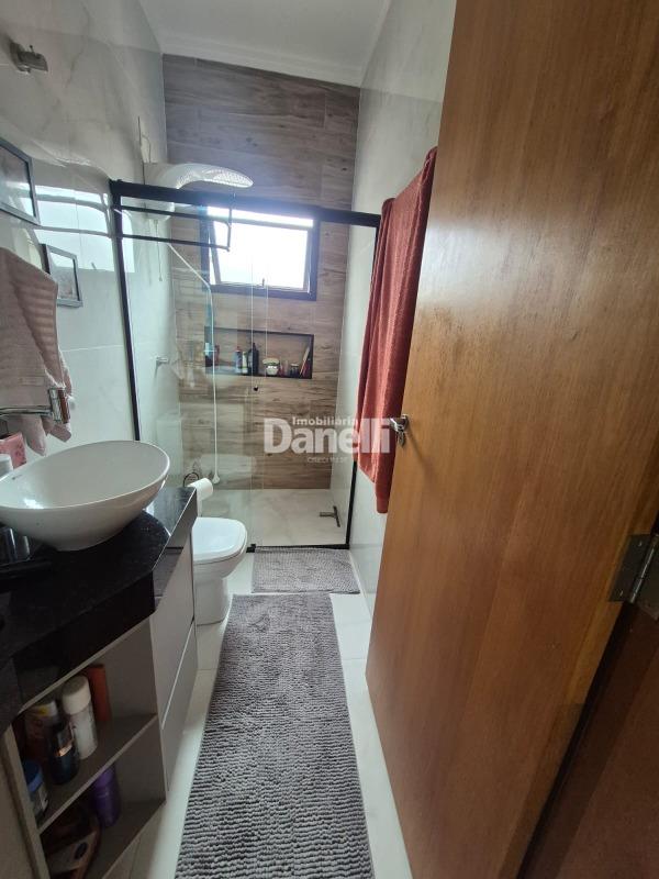 Casa em Condomínio à venda no Residencial São Charbel: 