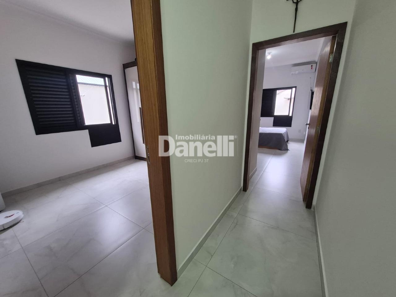 Casa em Condomínio à venda no Residencial São Charbel: 
