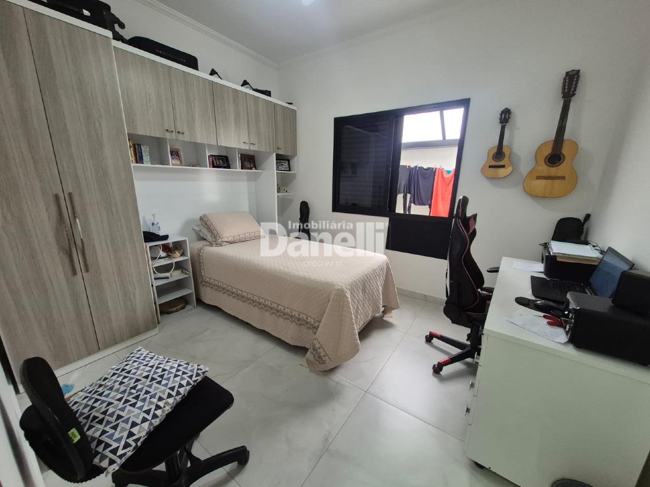 Casa em Condomínio à venda no Residencial São Charbel: 