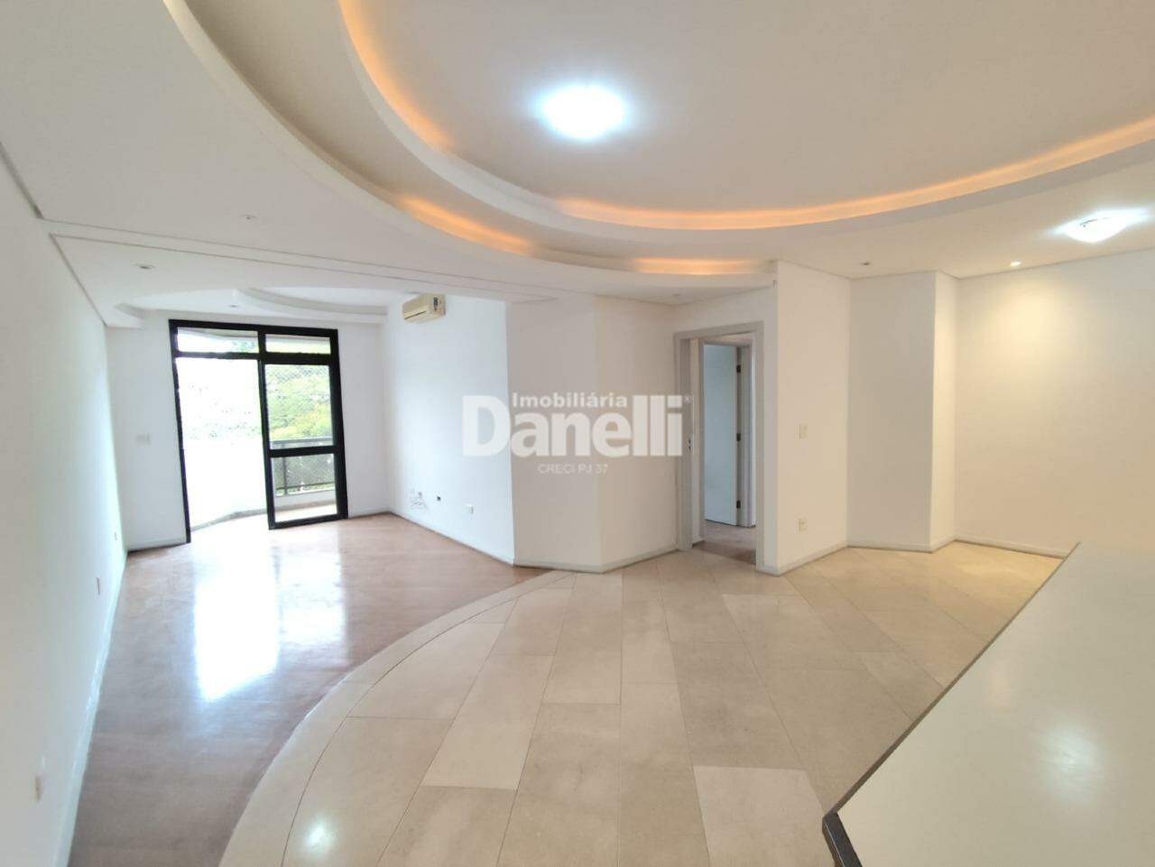 Apartamento para aluguel no Centro: 