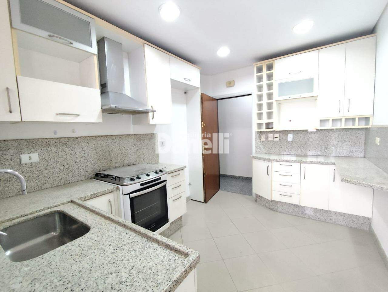 Apartamento para aluguel no Centro: 