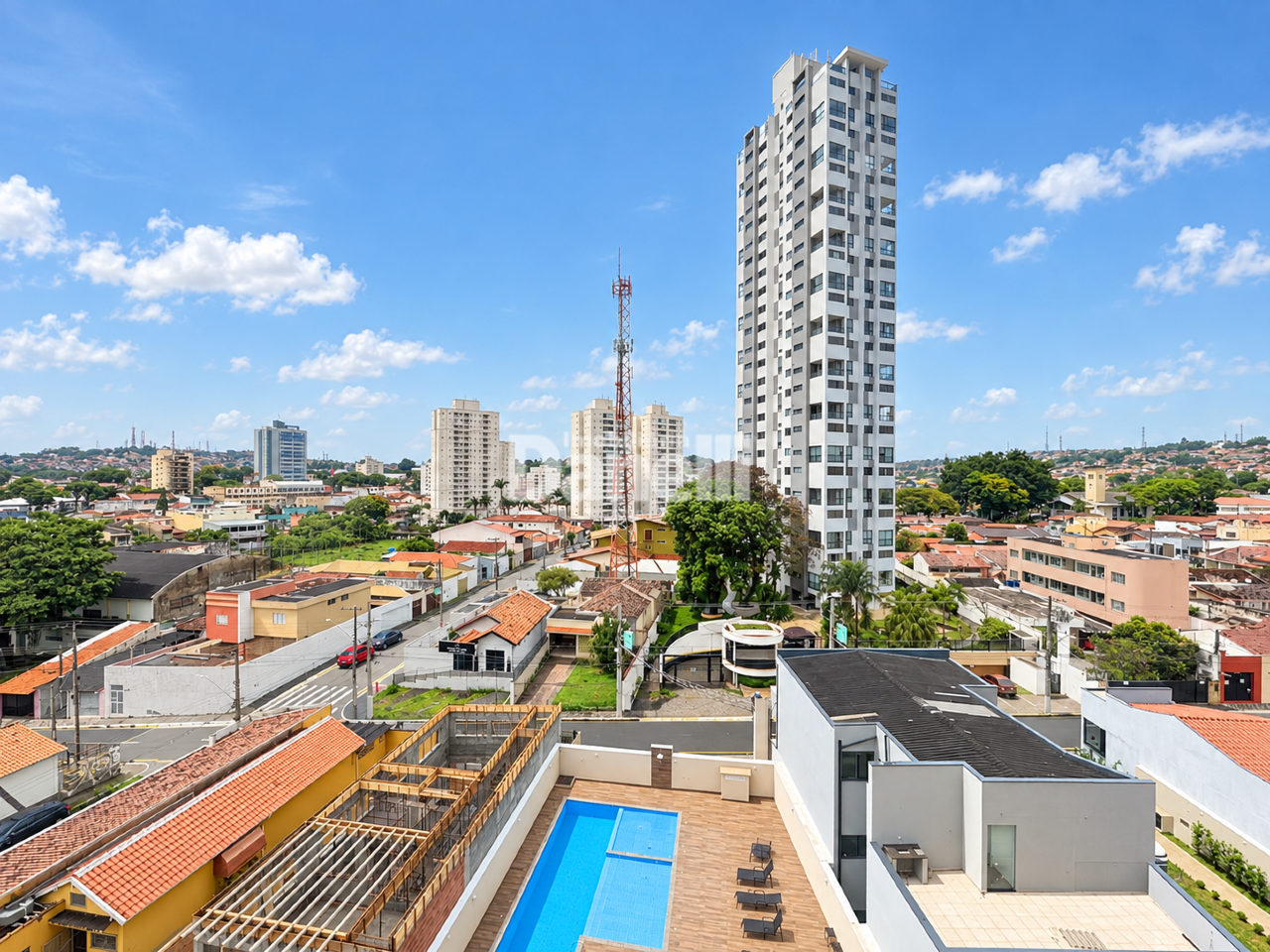 Apartamento à venda no Centro: Vista da Sacada da Sala