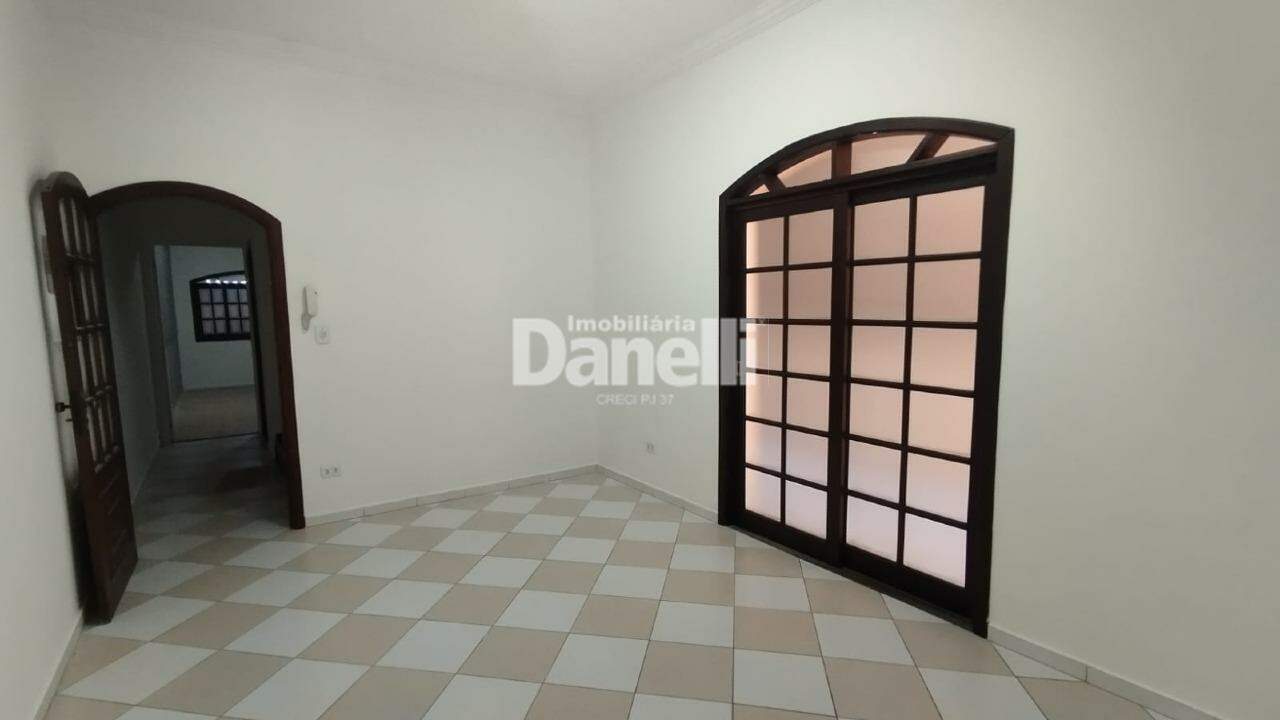 Casa para aluguel no Jardim Eulália: 