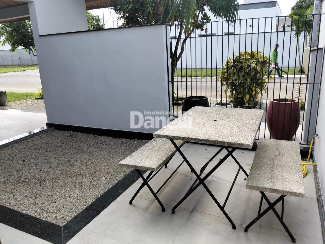 Casa à venda no Parque São Luís: 
