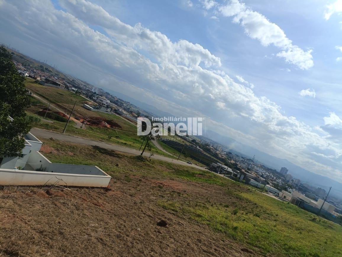 Lote em Condomínio à venda no Campos do Conde Taubaté: 