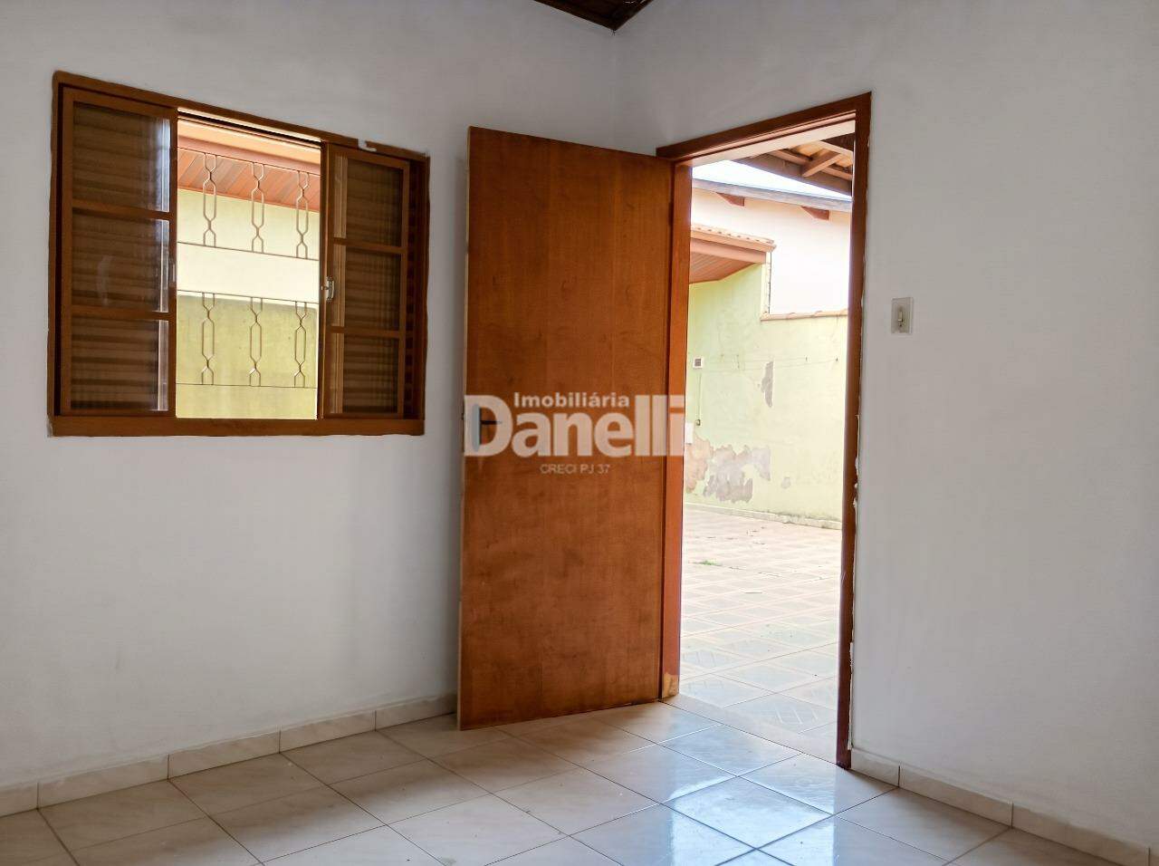 Casa à venda no Barreiro: Quarto 4 Edícula