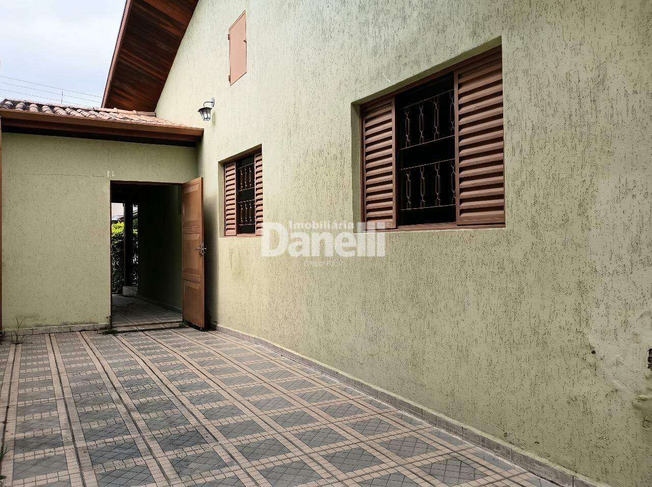 Casa à venda no Barreiro: Quintal