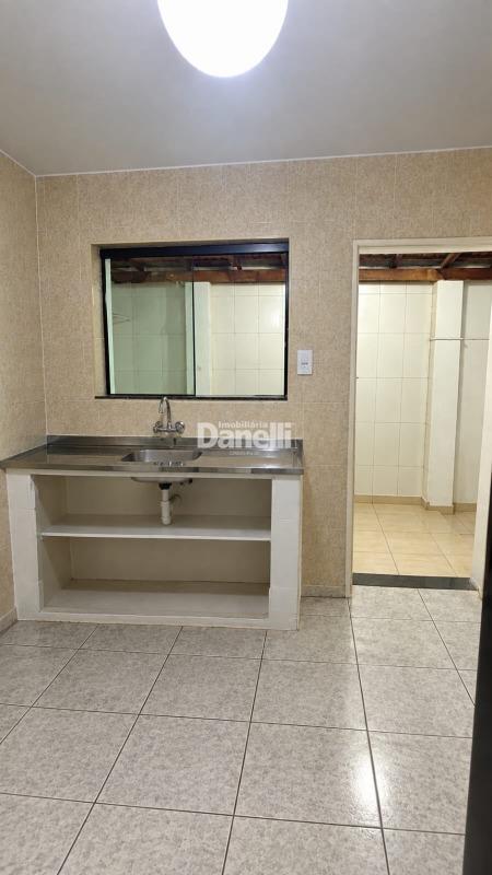 Casa à venda no Jardim Ana Emília: 