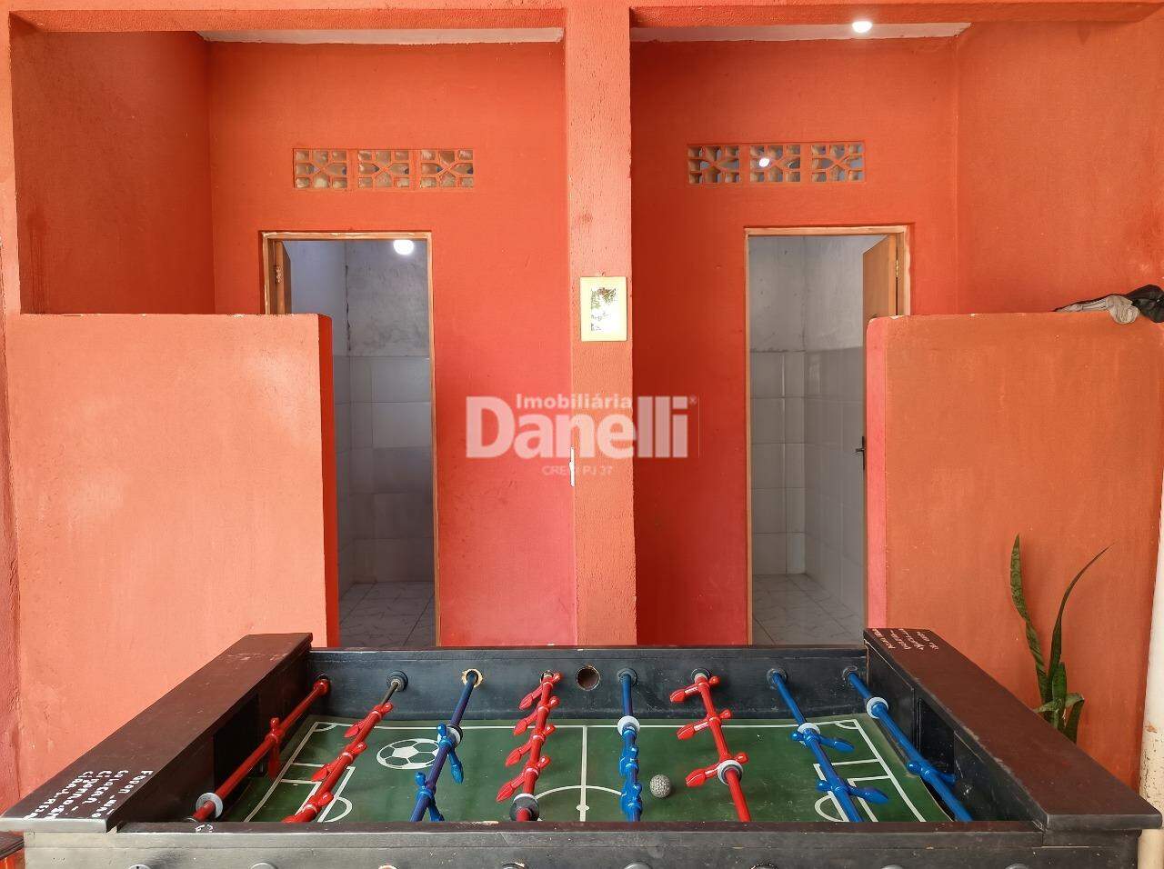 Casa à venda no Loteamento Jardim Maracaíbo: Banheiros