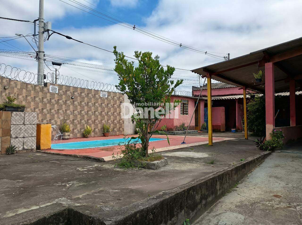 Casa à venda no Loteamento Jardim Maracaíbo: Quintal