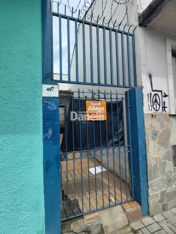 Casa para aluguel no Centro: 
