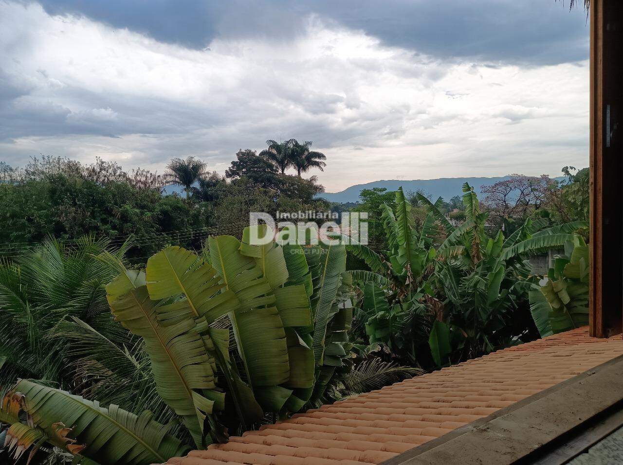 Casa em Condomínio à venda no Residencial Eldorado: Vista Serra da Mantiqueira