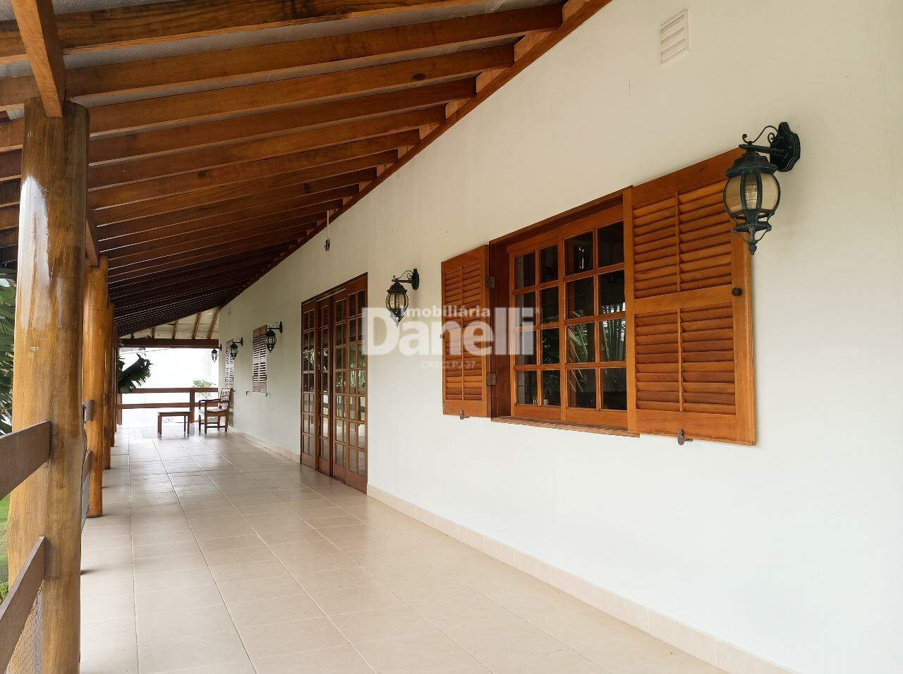 Casa em Condomínio à venda no Residencial Eldorado: Varanda