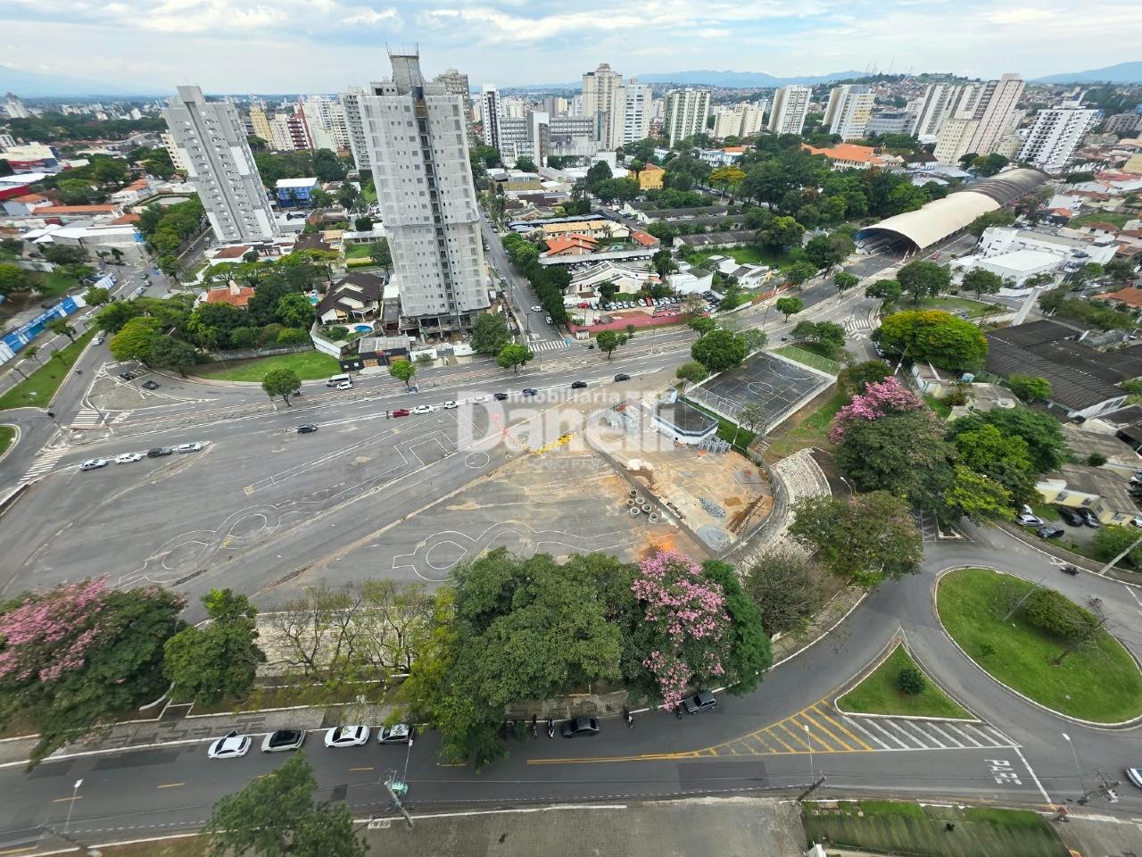Apartamento à venda no Jardim das Nações: vista da sacada 