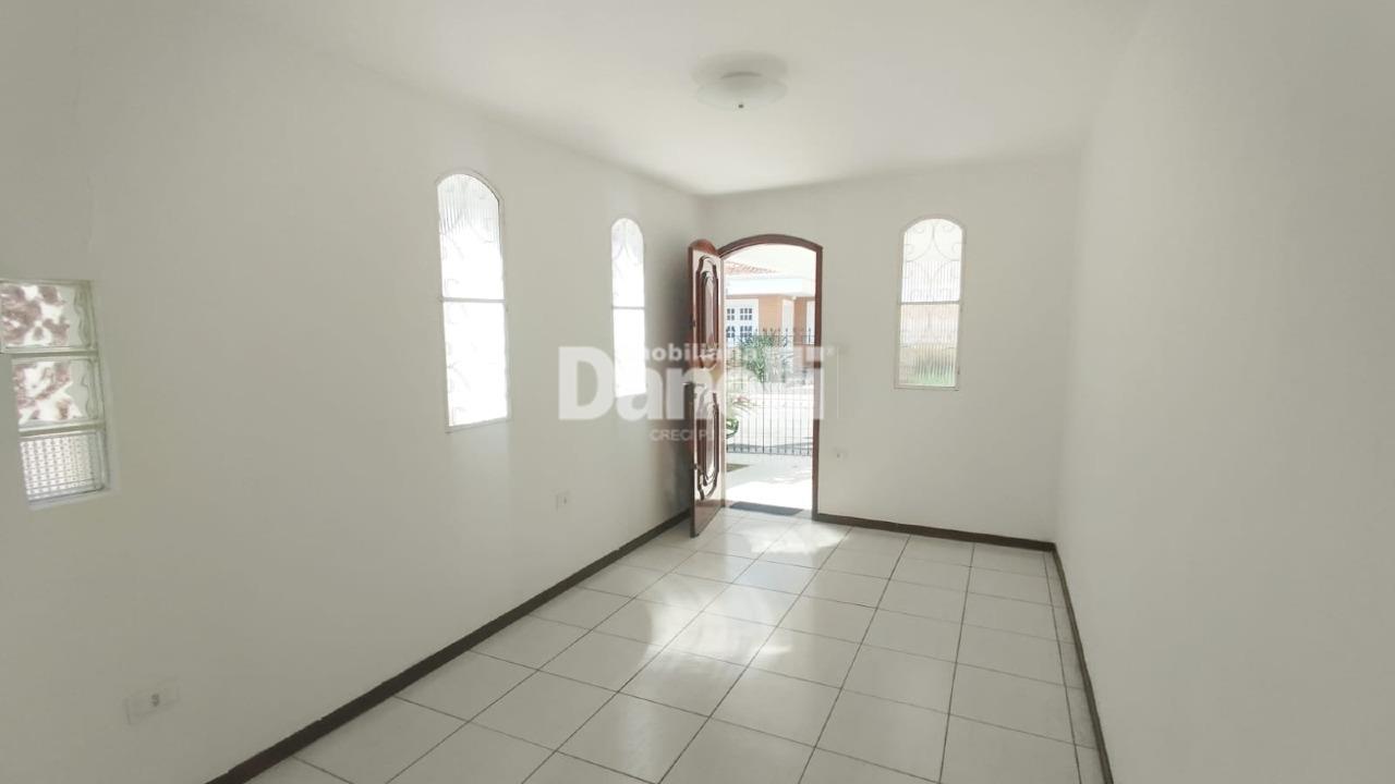 Casa para aluguel no Santa Rita: 