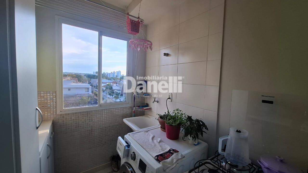 Apartamento à venda no Vila São José: 