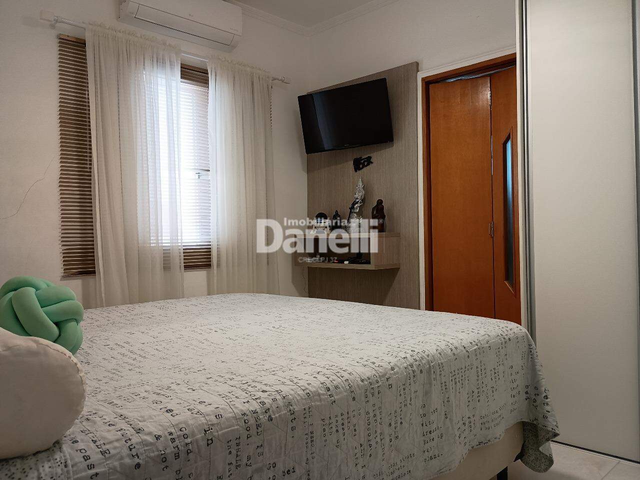 Casa em Condomínio à venda no Barreiro: Quarto Suite