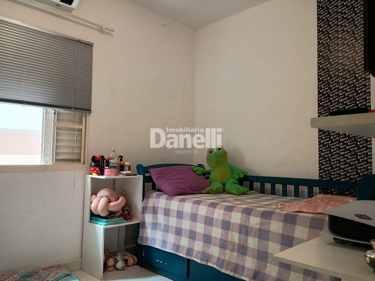 Casa em Condomínio à venda no Barreiro: Quarto Solteiro