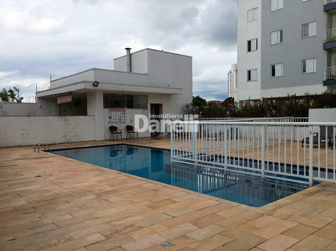Apartamento à venda no Vila São José: Piscina