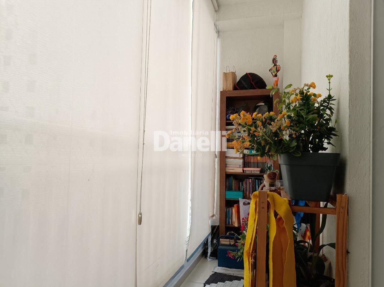 Apartamento à venda no Vila São José: Sacada