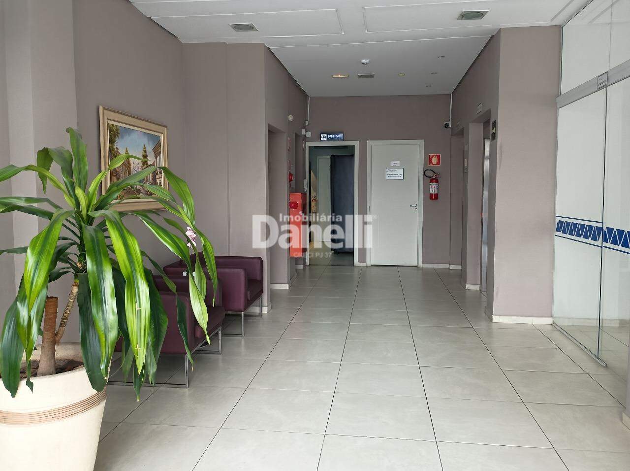 Apartamento à venda no Vila São José: Elevadores