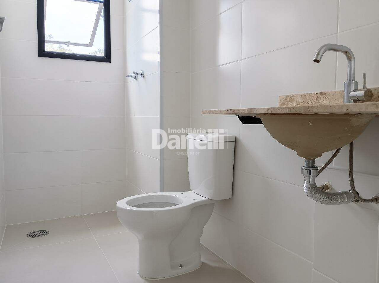 Apartamento à venda no Jardim das Nações: Banheiro Suíte