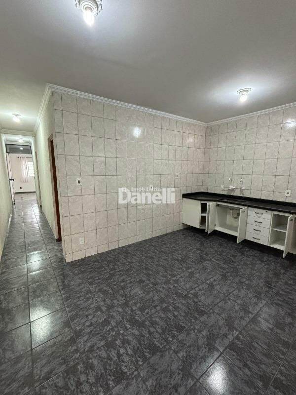 Casa para aluguel no Jardim Maria Augusta: 