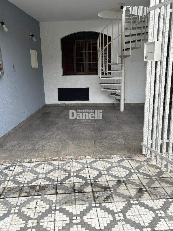 Casa para aluguel no Jardim Maria Augusta: 