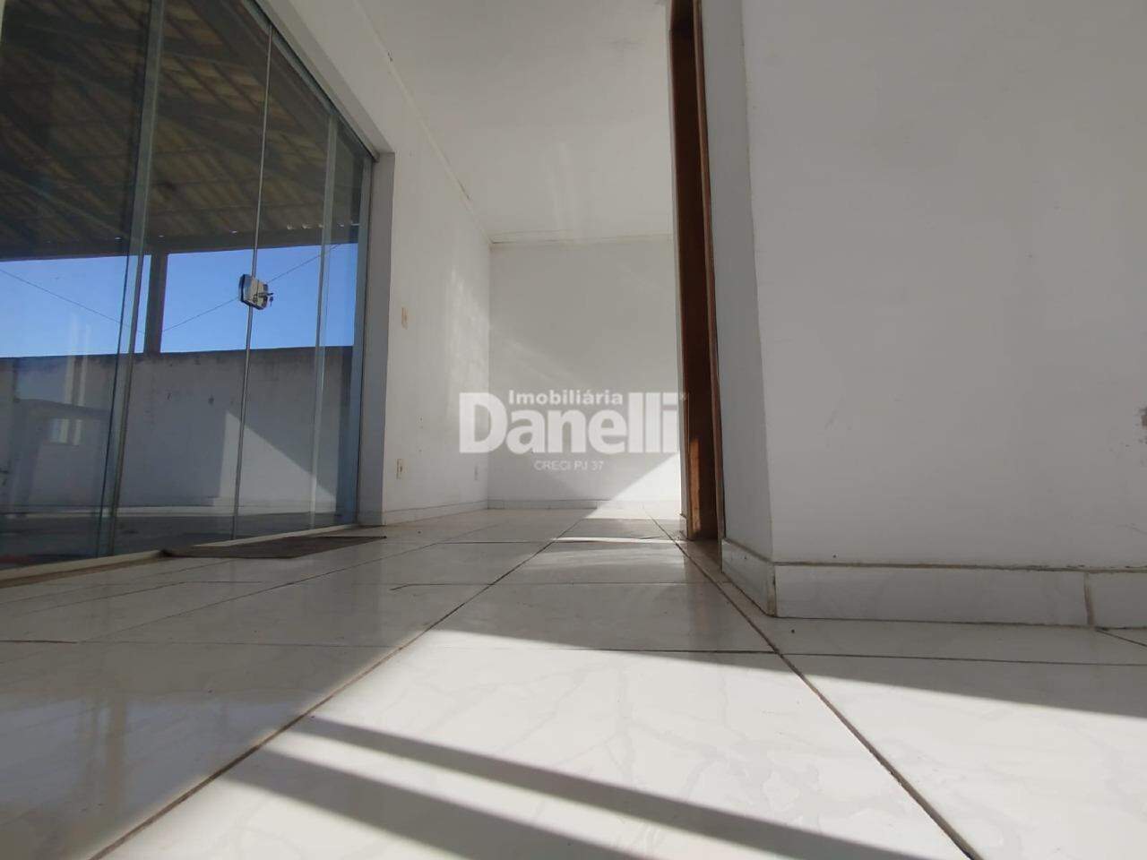 Kitnet para aluguel no Granja Daniel: 