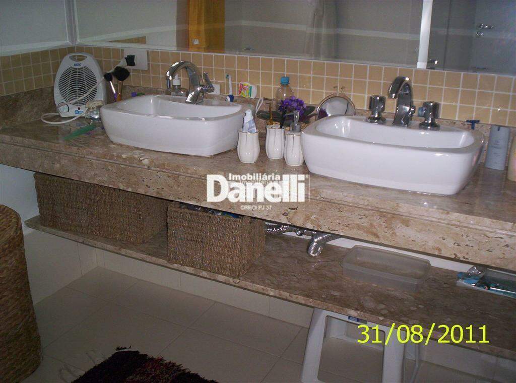 Casa em Condomínio à venda no Residencial Eldorado: 