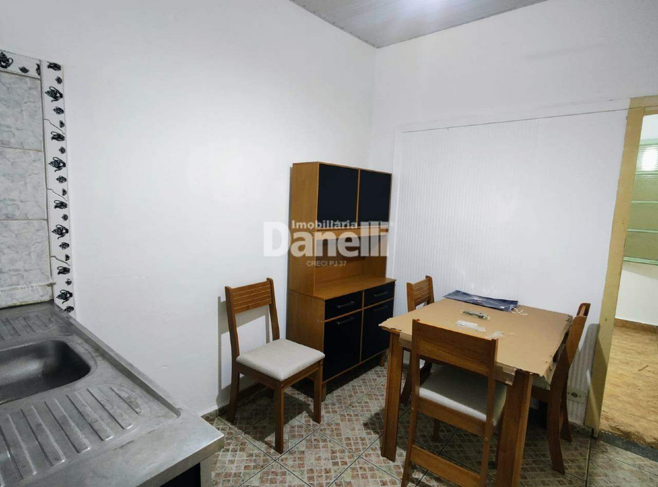 Kitnet para aluguel no Centro: 