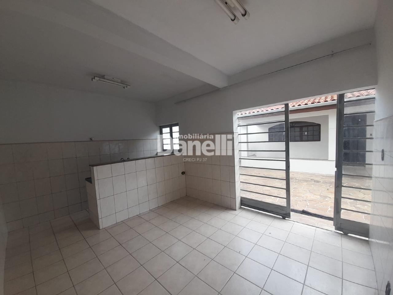 Casa para aluguel no Quiririm: 