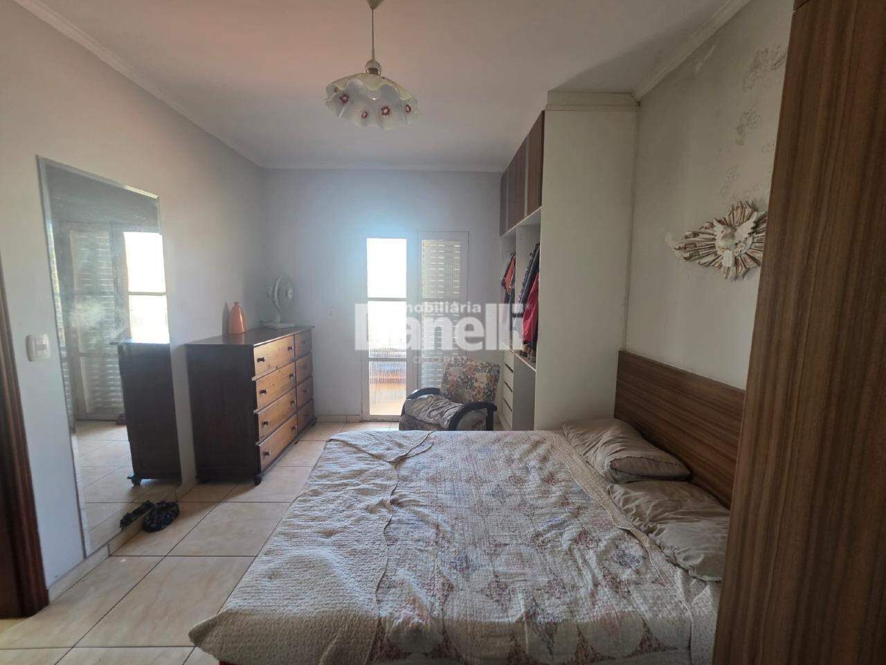Casa à venda no Esplanada Independência: 