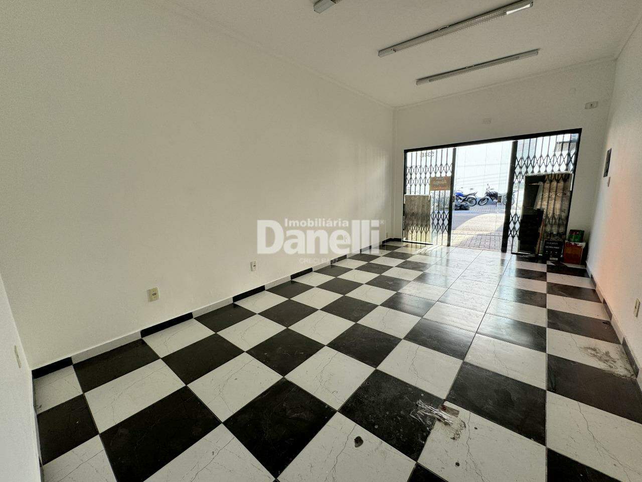 Ponto Comercial para aluguel no Centro: 