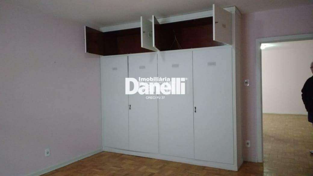 Casa à venda no Centro: 