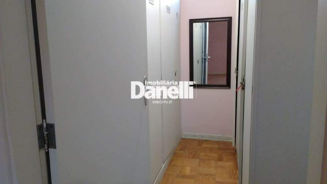 Casa à venda no Centro: 