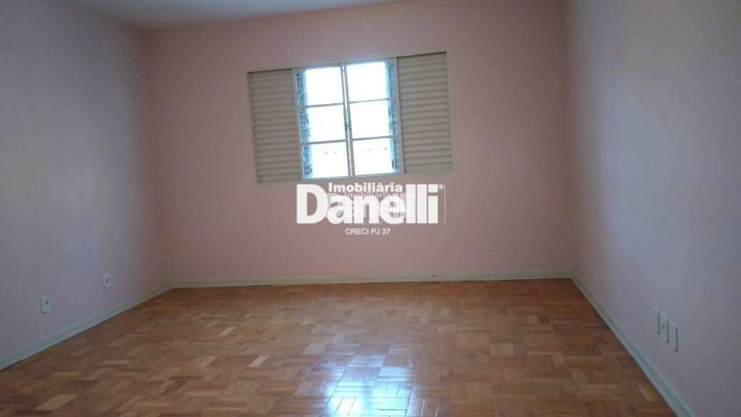 Casa à venda no Centro: 
