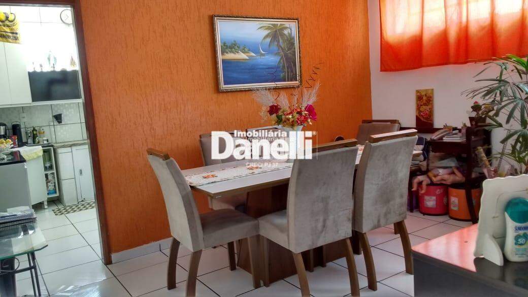 Casa à venda no Centro: 