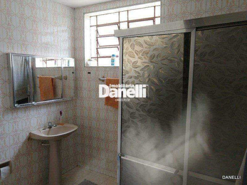 Casa à venda no Vila das Jabuticabeiras: 