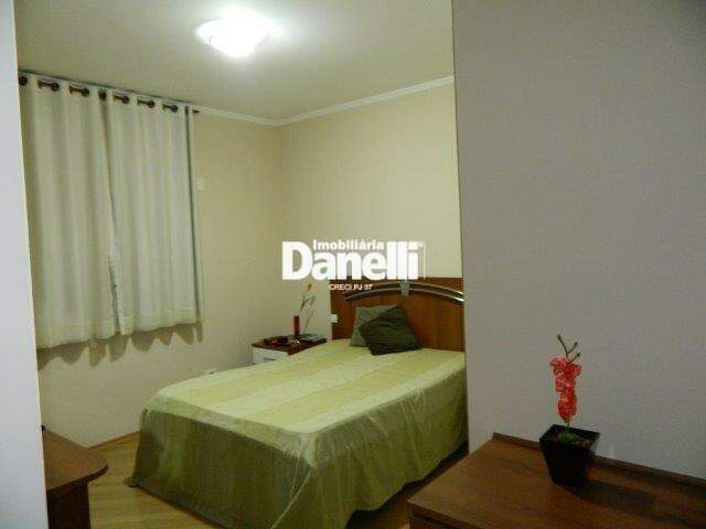 Apartamento à venda no Jardim Eulália: 