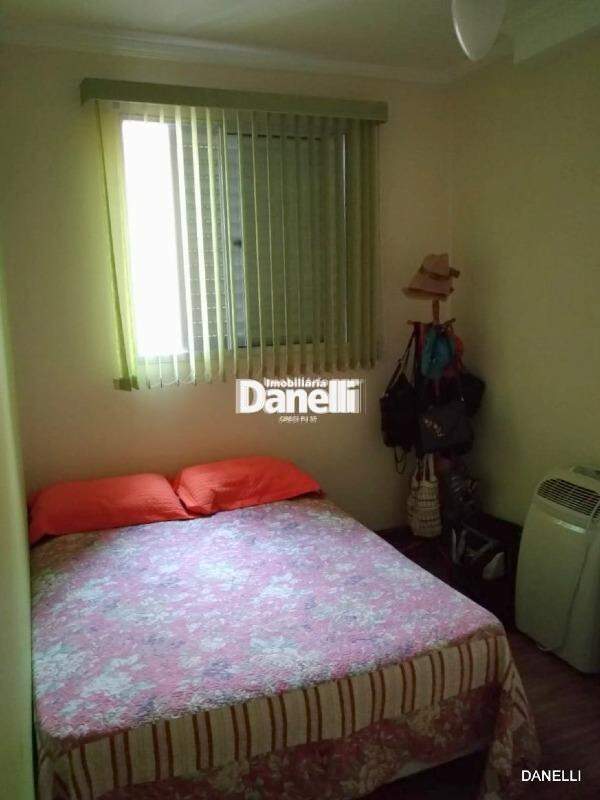 Apartamento à venda no Jardim Santa Clara: 