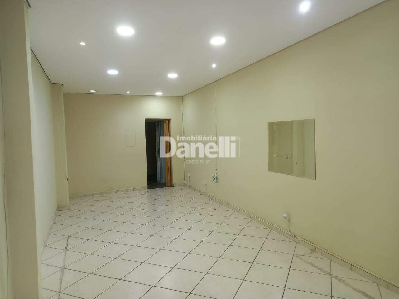 Ponto Comercial para aluguel no Centro: 