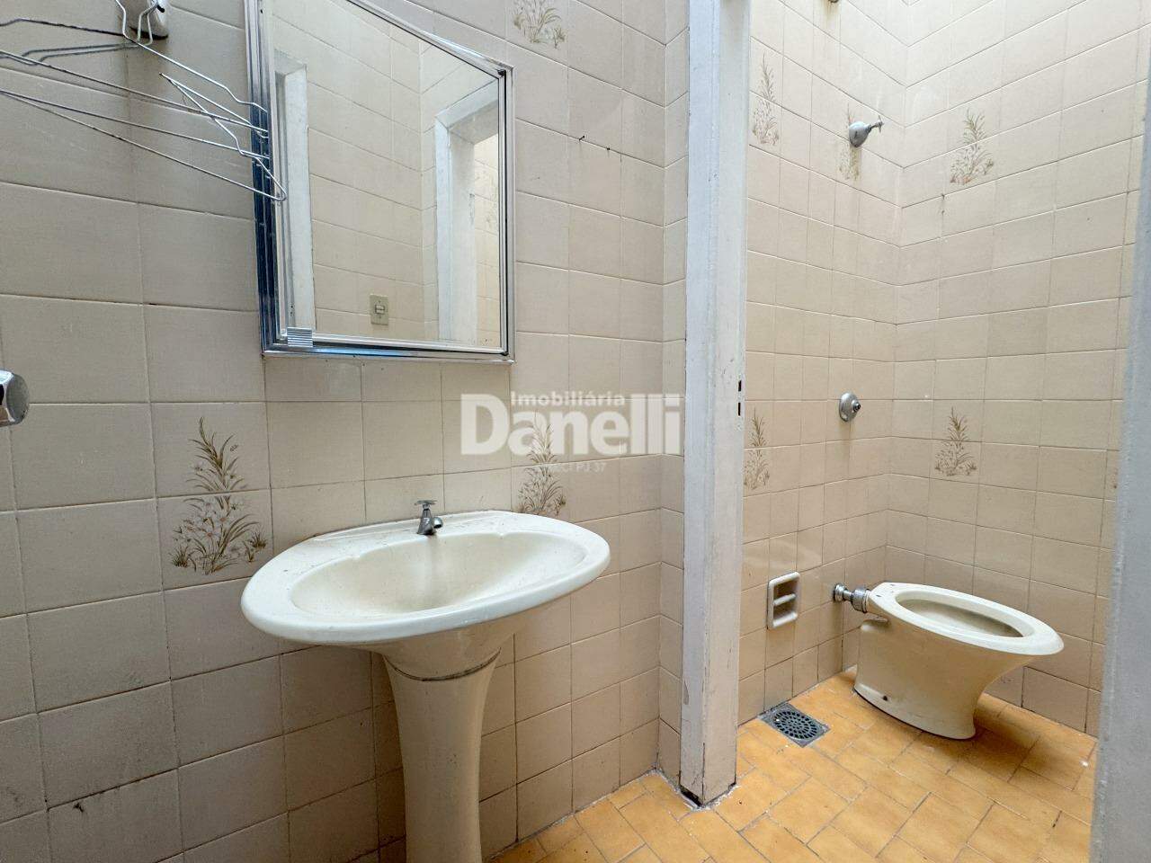 Sala Comercial para aluguel no Centro: 